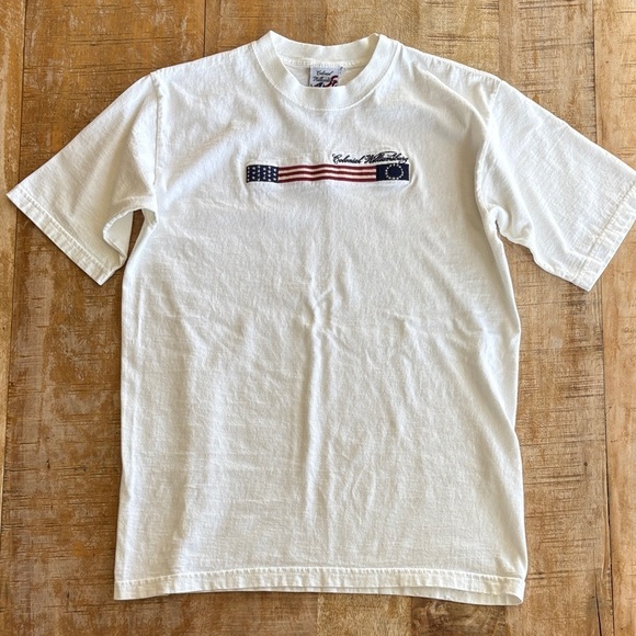 Vintage Tops - Vintage Colonial Williamsburg T-Shirt size Small